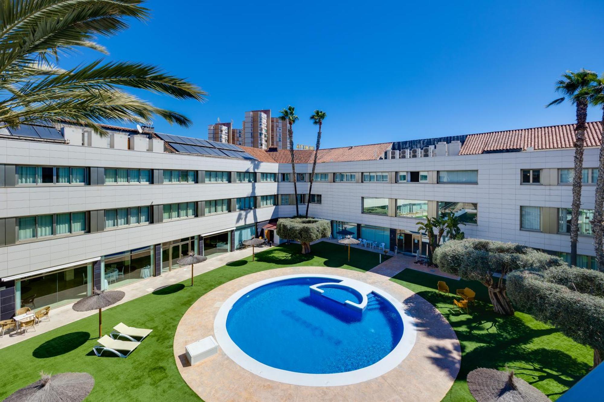 Daniya Alicante Bagian luar foto